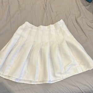 Rewind white tennis skirt
